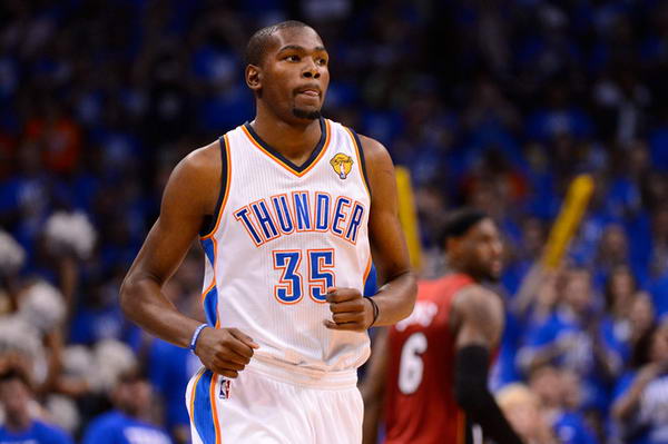 运动员得以 运动员得以