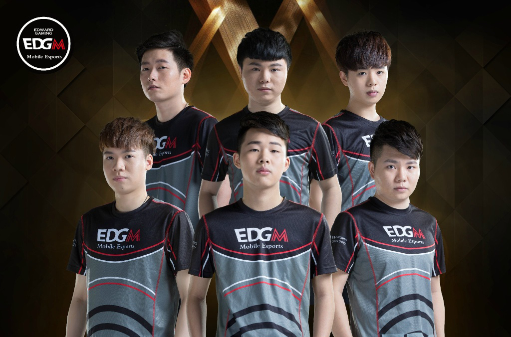 而法农的团 而法农的团