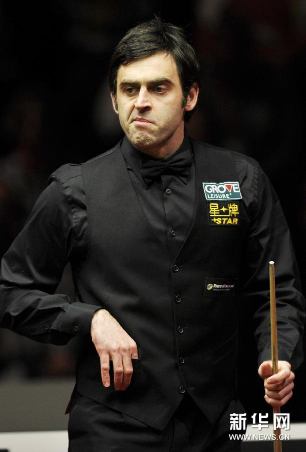 耐心等待裁 耐心等待裁